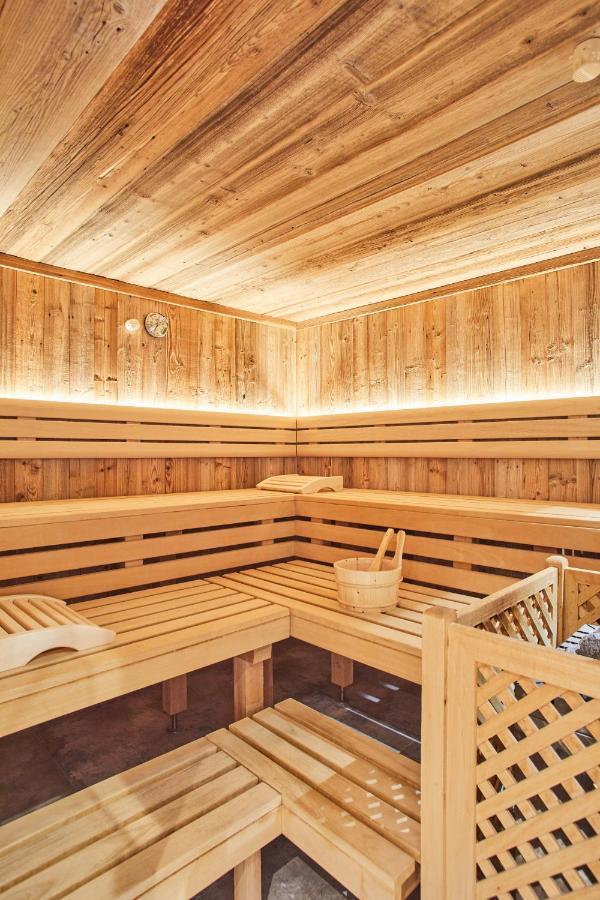 Hotel Hubertushof - Ihr Hotel Mit Herz ロイタシュ エクステリア 写真