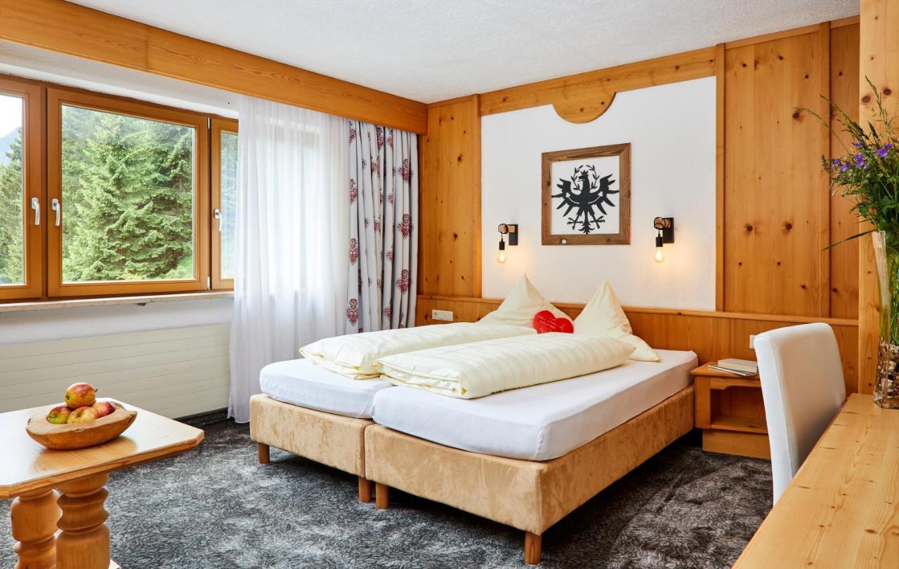 Hotel Hubertushof - Ihr Hotel Mit Herz ロイタシュ 部屋 写真