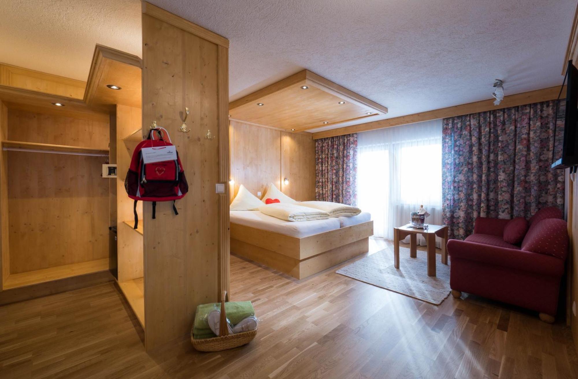 Hotel Hubertushof - Ihr Hotel Mit Herz ロイタシュ 部屋 写真