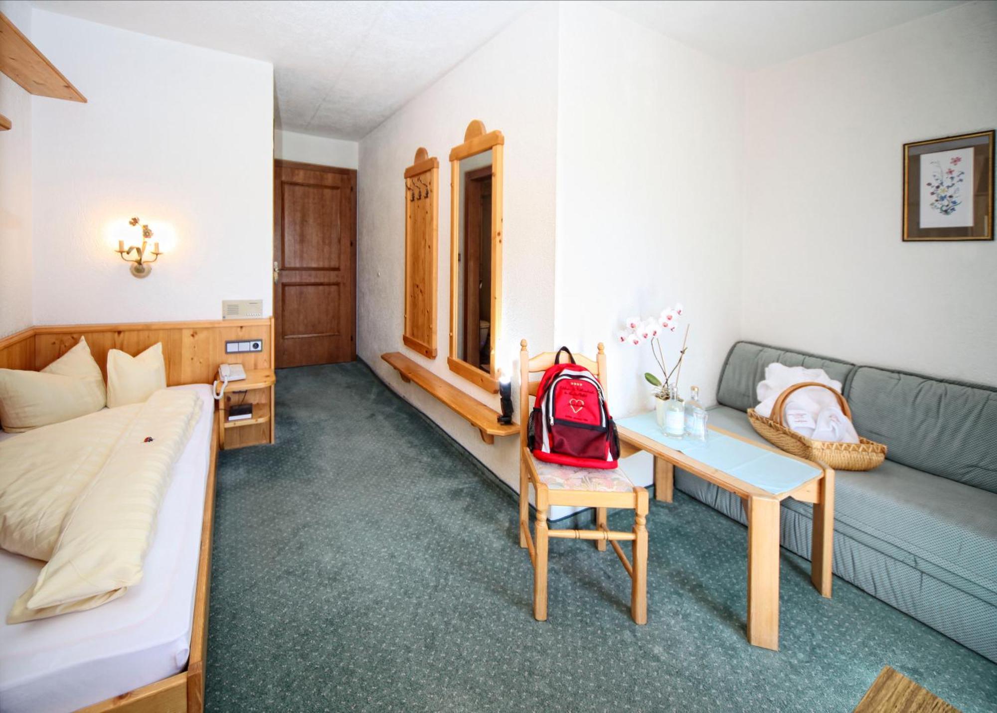 Hotel Hubertushof - Ihr Hotel Mit Herz ロイタシュ 部屋 写真