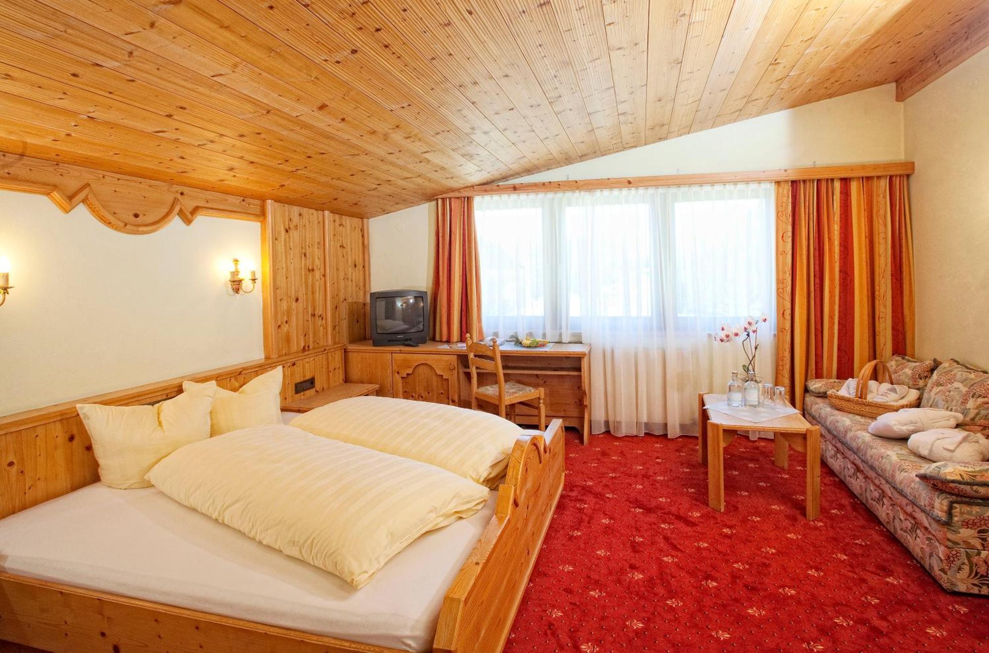 Hotel Hubertushof - Ihr Hotel Mit Herz ロイタシュ 部屋 写真