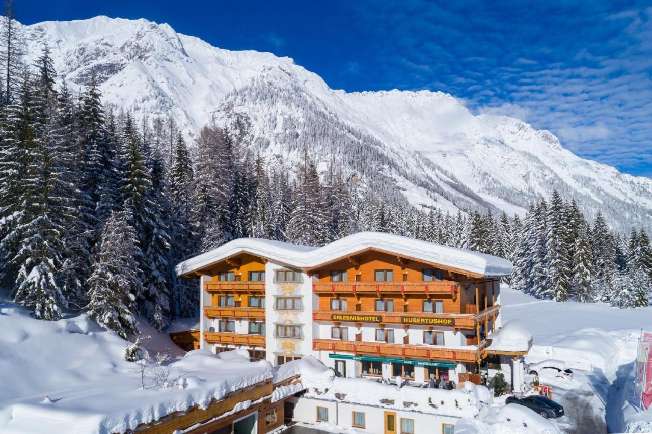 Hotel Hubertushof - Ihr Hotel Mit Herz ロイタシュ エクステリア 写真